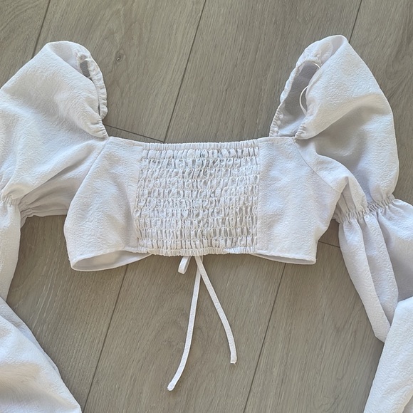 Cute off the shoulder crop top - Picture 4 of 4